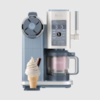 Machine &agrave; glaces et glaces &agrave; l&rsquo;italienne 13-en-1 Ninja CREAMi Scoop & Swirl NC702EU
