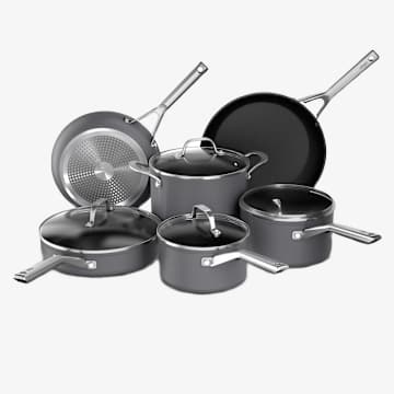 Ninja™ NeverStick™ Signature Hard-Anodized 10pc Cookware Set