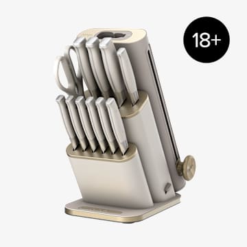 Ninja StaySharp 13-Piece Knife Block Set & Removable Sharpener