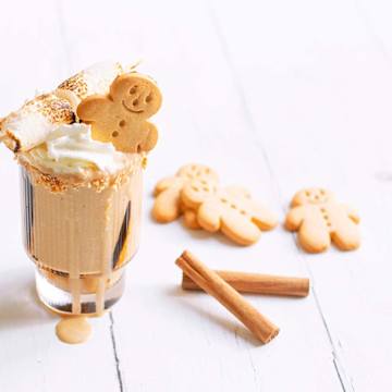 Gingerbread Toasted Marshmallow Milkshake