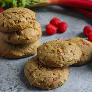 Raspberry & Rhubarb Cookies