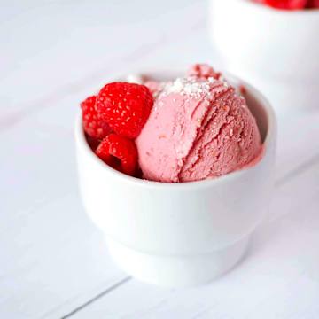 Raspberry Crush Ice Cream