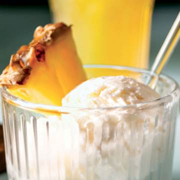 Pineapple Dulce De Leche Frozen Yogurt