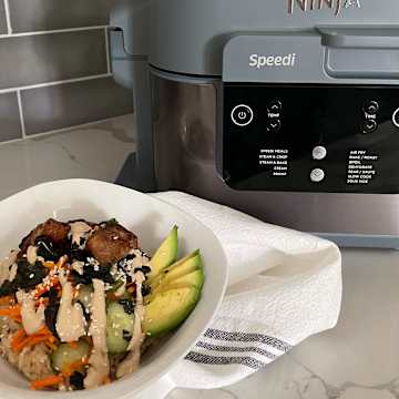 Sesame Salmon Sushi Bowl