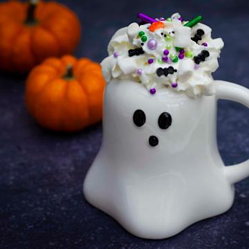 Ghostly White Hot Chocolate