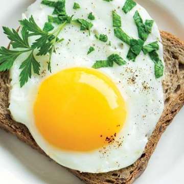 Fried Egg Without Oil or Butter