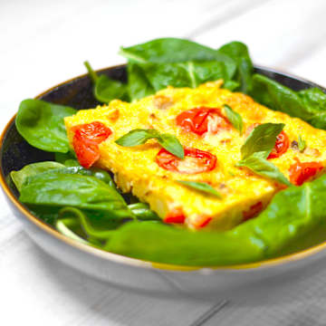 Omelette with Potato, Peppers & Cheese