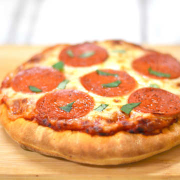 Grilled Pepperoni Pizza