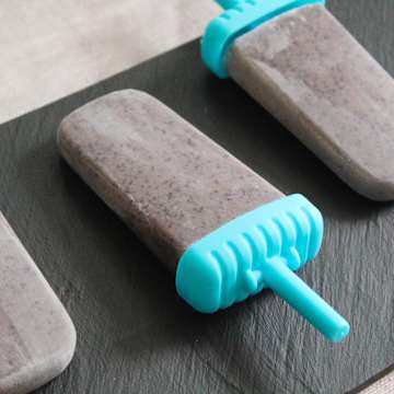 Blueberry Smoothie Lollies