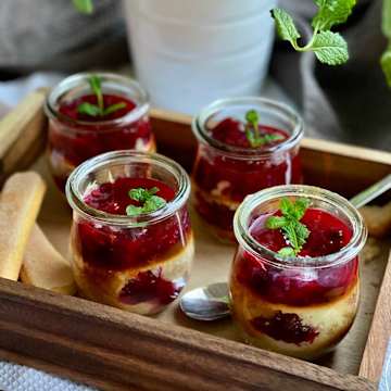 G&acirc;teau au fromage dans un verre