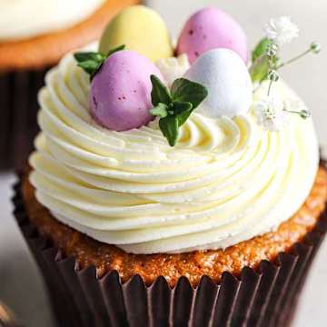 Cupcakes de P&acirc;ques aux carottes et au caf&eacute;