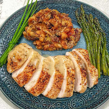 Turkey Tenderloin with Holiday Stuffing and Asparagus