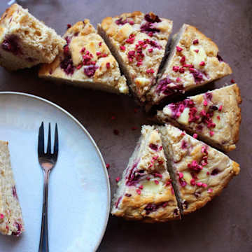 G&acirc;teau aux framboises et au chocolat blanc