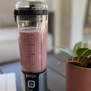 Dark Chocolate Cherry Smoothie