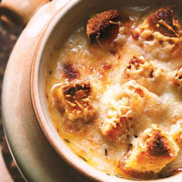 Soupe loignon gratine