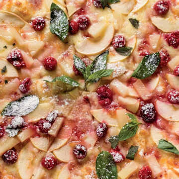 Apple Pie Dessert Pizza