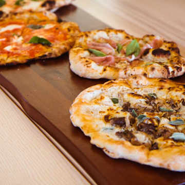 Mushroom and Goat Cheese NY Style Pizza