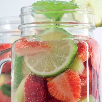 Strawberry Kiwi Mint Fizz