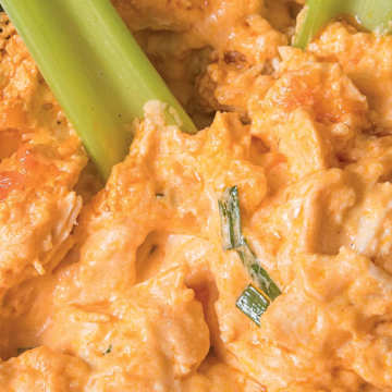 Slow-Cooked Buffalo Chicken Dip