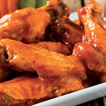 Frozen Buffalo Wings with Mac & Cheese