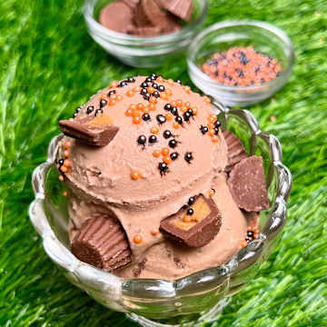 Cincinnati Chocolate Peanut Butter Cup Ice Cream