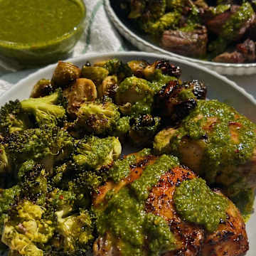 Graza&reg; Chimichurri BUTCHERBOX&reg; Steak Tips & Chicken Thighs with Garlic Broccoli and Honey glazed Brussels Sprouts