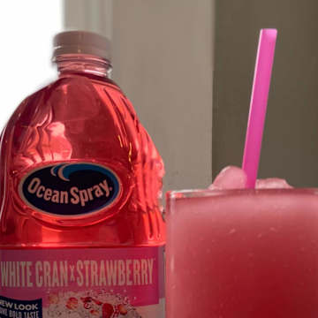 Ocean Spray&reg; White Cran x Strawberry Slushi