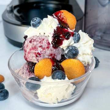 JELL-O Blueberry Cobbler Protein Ice Cream