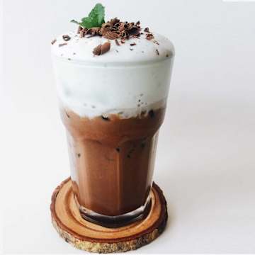 Iced Coffee with Peppermint Cold Foam