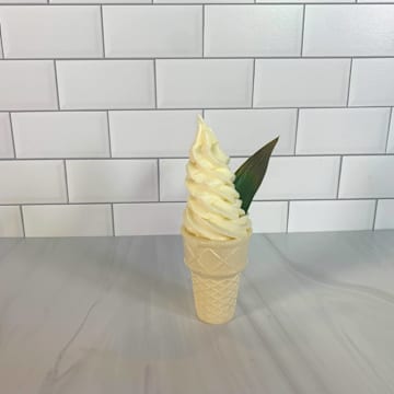 Pi&ntilde;a Colada Frozen Yogurt