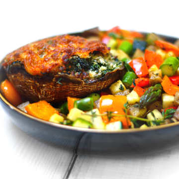 Cheesy Stuffed Mushrooms & Vegetable Medley