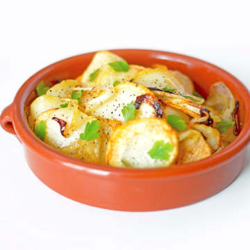 Sliced Potatoes & Onions