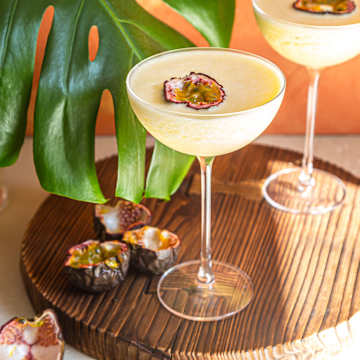 Frozen Tropical Daiquiri Cocktail with a Twist