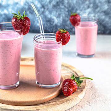 Strawberry Buttermilk Smoothie