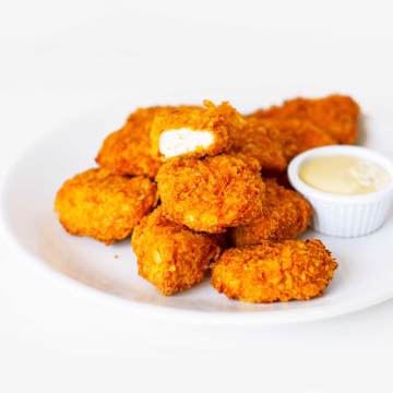 Chicken Nuggets with Honey Mustard Dipping Sauce