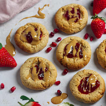 Strawberry Jam & Peanut Butter Cookies