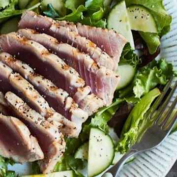 Seared Tuna Salad