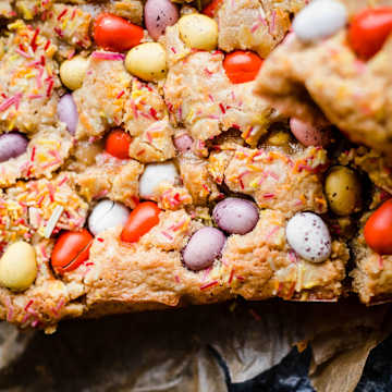 Easter Egg Blondies