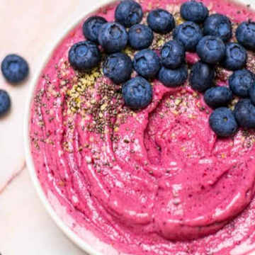 Dragonberry Yogurt Smoothie Bowl