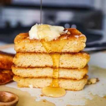 Honey Butter Souffl&eacute; Pancakes