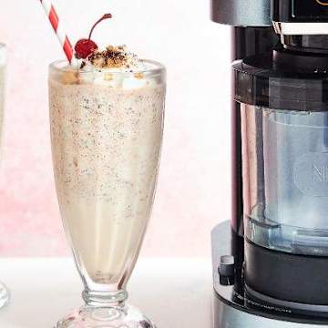 Boozy Amaretto Cookie Milkshake
