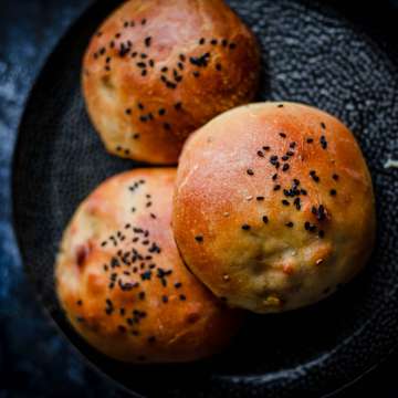 Stuffed Chicken Buns