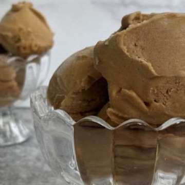 Dairy-Free Banana Bread Ice Cream