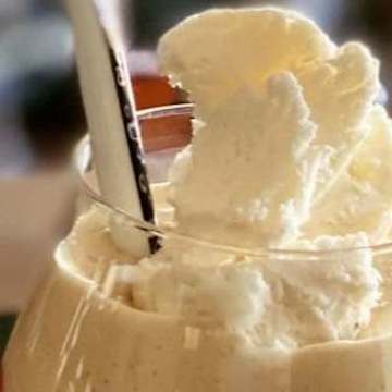 Vegan Coconut Cashew Milkshake