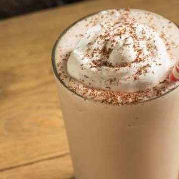 Vegan Peanut Butter Cookie Milkshake