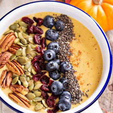 Pumpkin Pie Smoothie Bowl