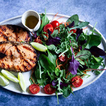Grilled Salmon with Fresh Salad & Grilled Corn