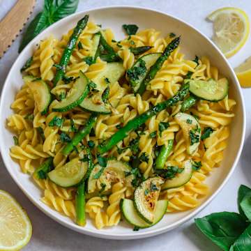 Light & Creamy Summer Pasta