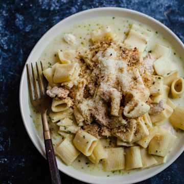 Easy Creamy Rigatoni