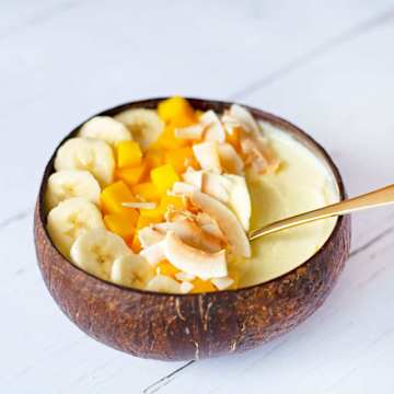 Tropical Smoothie Bowl